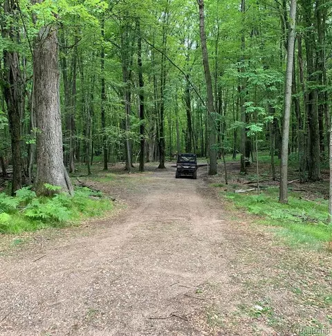 5353 W Fawn Ter, Farwell, MI 48622
