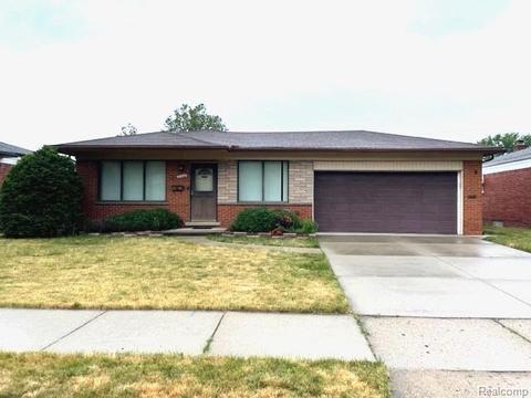 31349 Fairfield Dr, Warren, MI 48088