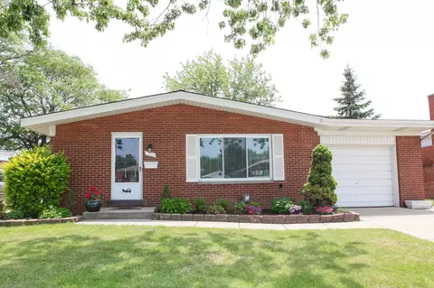 11474 Gerald Dr, Warren, MI 48093