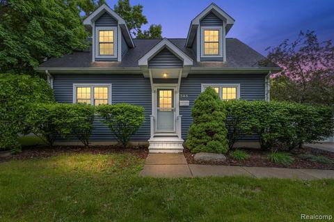 346 Eagle Pass St, Lapeer, MI 48446