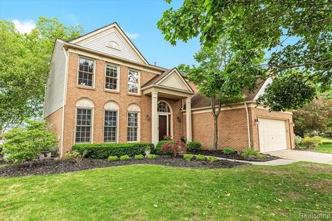45003 Lothrop Ct, Canton, MI 48188