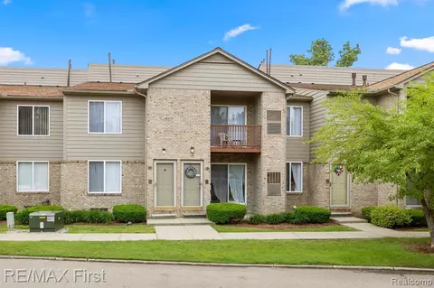 34780 W 8 Mile Rd #10, Farmington Hills, MI 48335