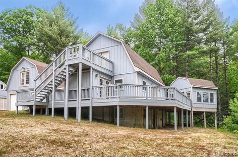3294 W Bear Lake Rd NE, Kalkaska, MI 49646