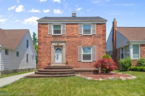1640 Brys Dr, Grosse Pointe Woods, MI 48236
