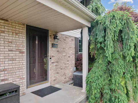 15814 Newport Dr, Clinton Township, MI 48038