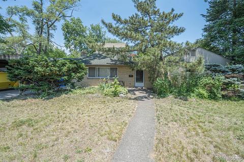 8401 Dale St, Dearborn Heights, MI 48127