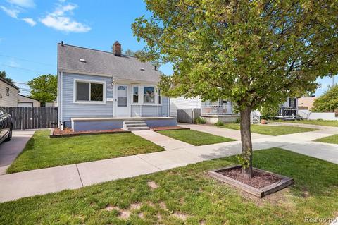 1911 White Ave, Lincoln Park, MI 48146