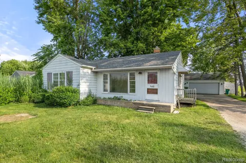 27611 21 Mile Rd, Chesterfield, MI 48047