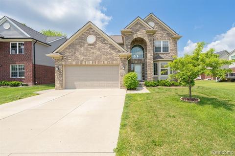 43216 Wilderness Dr, Canton, MI 48188