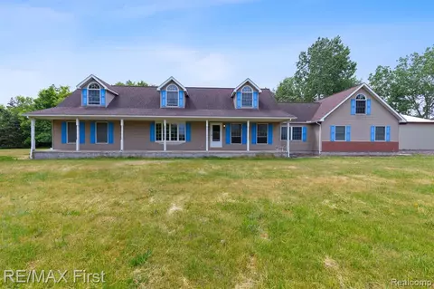 3210 Will Carleton Rd, Flat Rock, MI 48134