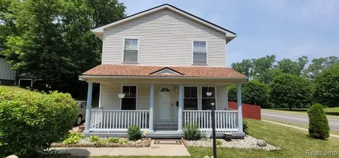 2 Legrande Ave, Pontiac, MI 48342