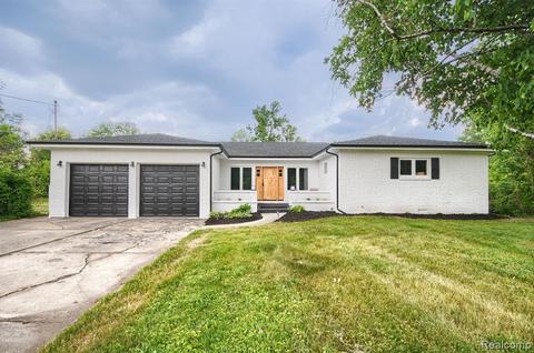 6418 W Frances Rd, Clio, MI 48420