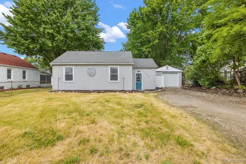 35330 Bakewell St, Westland, MI 48185