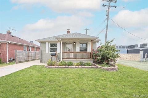 12798 Orchard St, Southgate, MI 48195