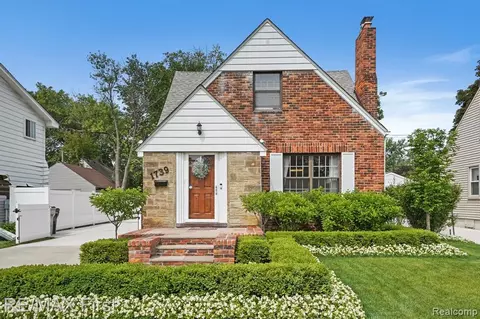 1739 Cass Blvd, Berkley, MI 48072