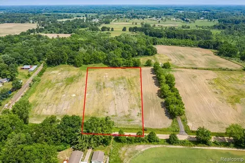 Vl Sanford Road A, Howell, MI 48855