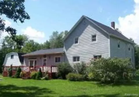 6441 Jefferson Rd, North Branch, MI 48461
