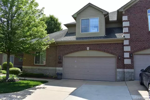 53155 Celtic Dr, Shelby Township, MI 48315