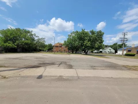 8544 W Chicago, Detroit, MI 48204