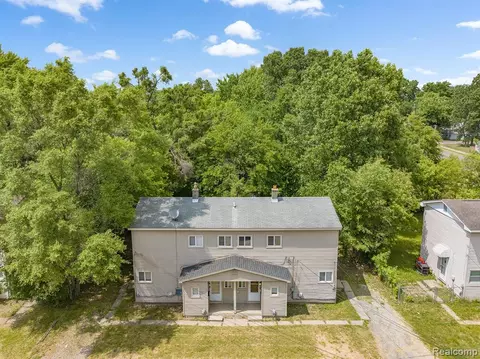 31567 Alpena, Westland, MI 48186