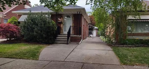 15426 Angelique Ave, Allen Park, MI 48101