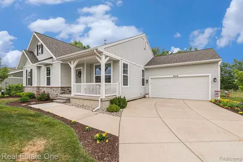 3312 Hamlet Cir, East Lansing, MI 48823