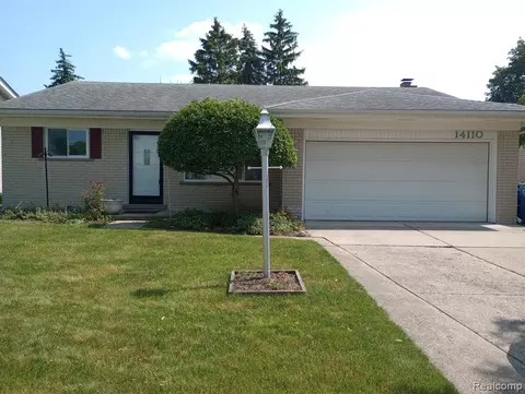 14110 Joyce Dr, Warren, MI 48088