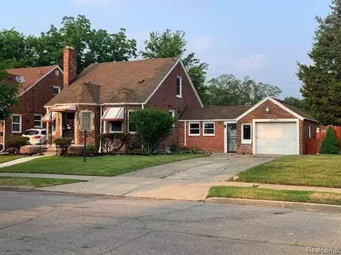 19338 Freeland St, Detroit, MI 48235