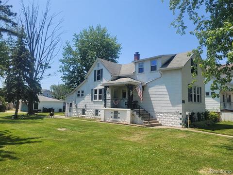 741 Orange St, Wyandotte, MI 48192