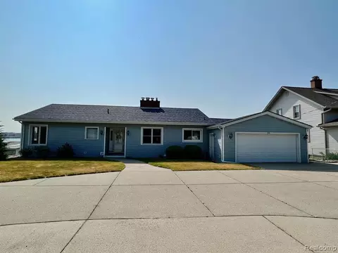 195 Gratiot Blvd, Marysville, MI 48040