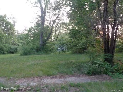 14549 Dacosta St, Detroit, MI 48223