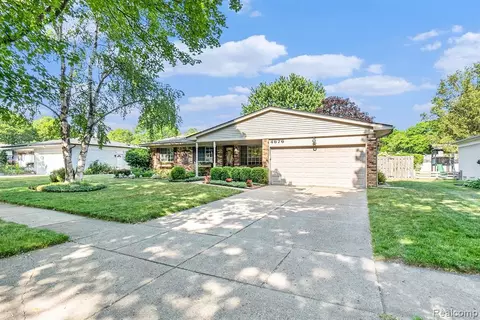 4676 Fairmont Dr, Troy, MI 48085