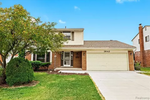 3642 Hein Dr, Sterling Heights, MI 48310