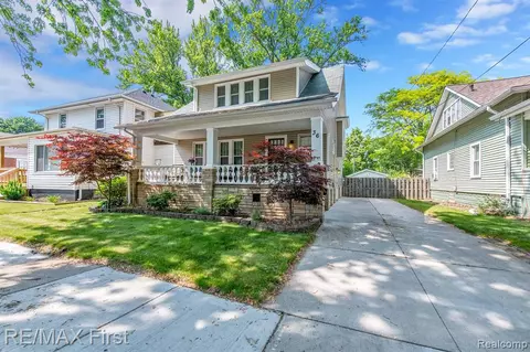 36 Moser Pl, Mount Clemens, MI 48043
