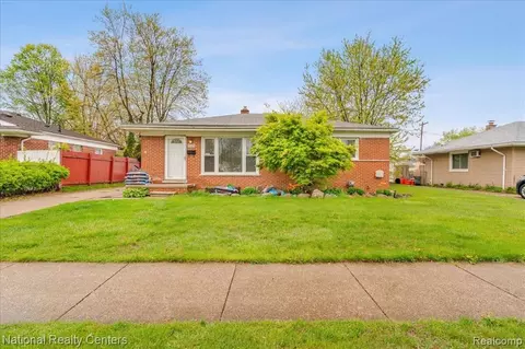 9005 Henry Ruff Rd, Livonia, MI 48150