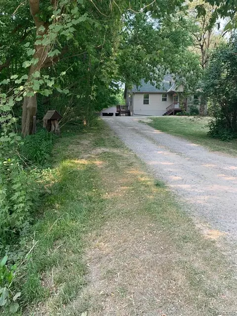 6667 Webster Rd, Imlay City, MI 48444
