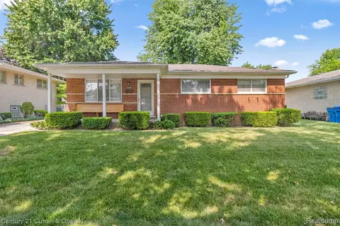 6645 Kinmore St, Dearborn Heights, MI 48127