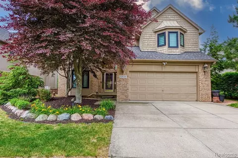 57439 Breckenridge Dr, Washington, MI 48094