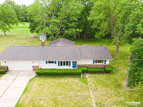 2193 Alfred Dr, Flint, MI 48507