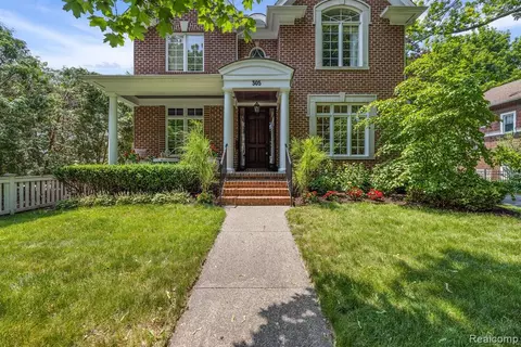 305 Virginia Ave, Royal Oak, MI 48067