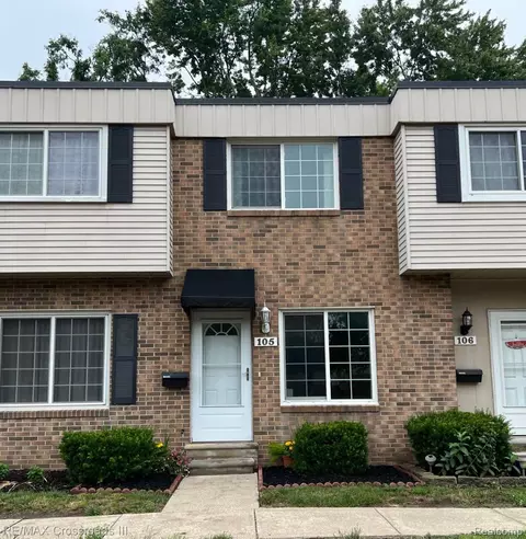 105 Astor Blvd, Belleville, MI 48111