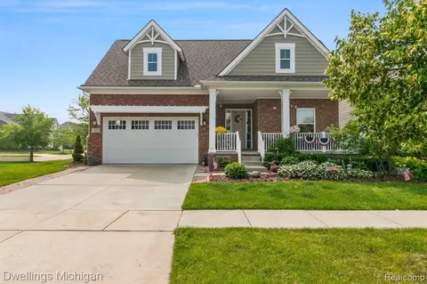 322 Chester Arthur Dr, Canton, MI 48188