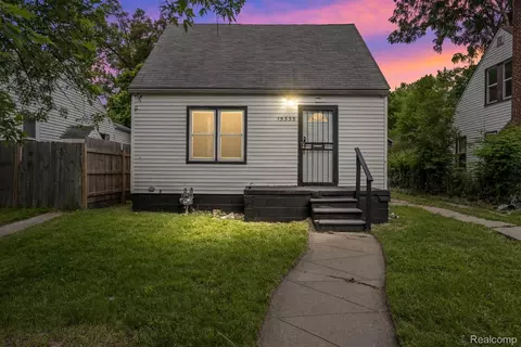15335 Fielding St, Detroit, MI 48223