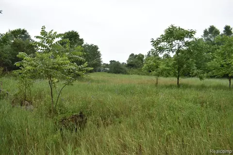 000 P-c State Rd, Perry, MI 48872
