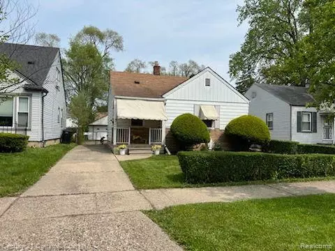 7240 Chatham, Redford, MI 48239