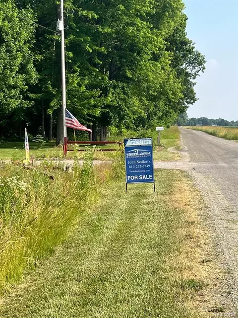 11565 Mahoney Rd, Saint Charles, MI 48655