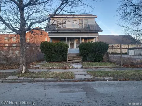 6106 Whitewood St, Detroit, MI 48210