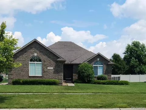 51554 Huntley Ave, New Baltimore, MI 48047