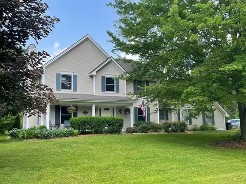 6480 Pine Valley Rd, Clarkston, MI 48346