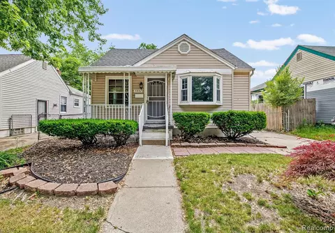 5931 Buck St, Taylor, MI 48180